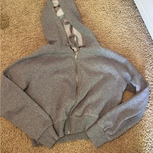 Grey cropped hoodie